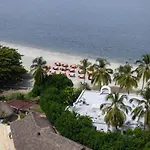 Costa Azul Suites 403